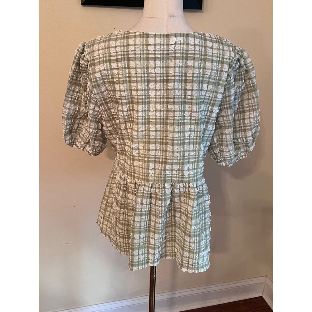 NWT Entro Sage Green Plaid Seersucker Puff Sleeve Babydoll Top V-Neck Large - Picture 7 of 7